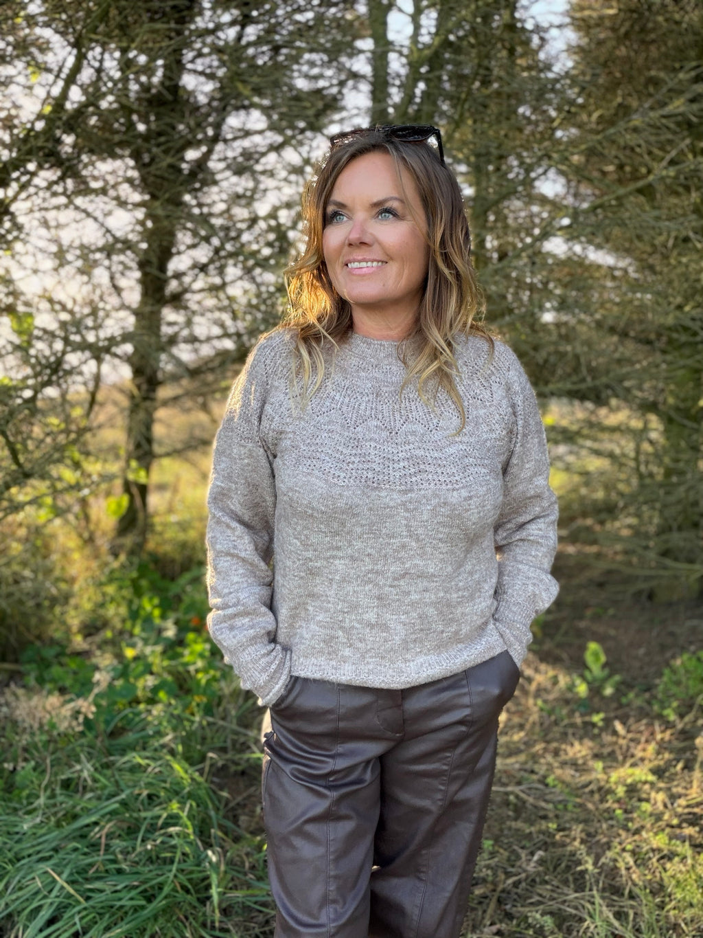 Junah Pointelle genser fra Cream