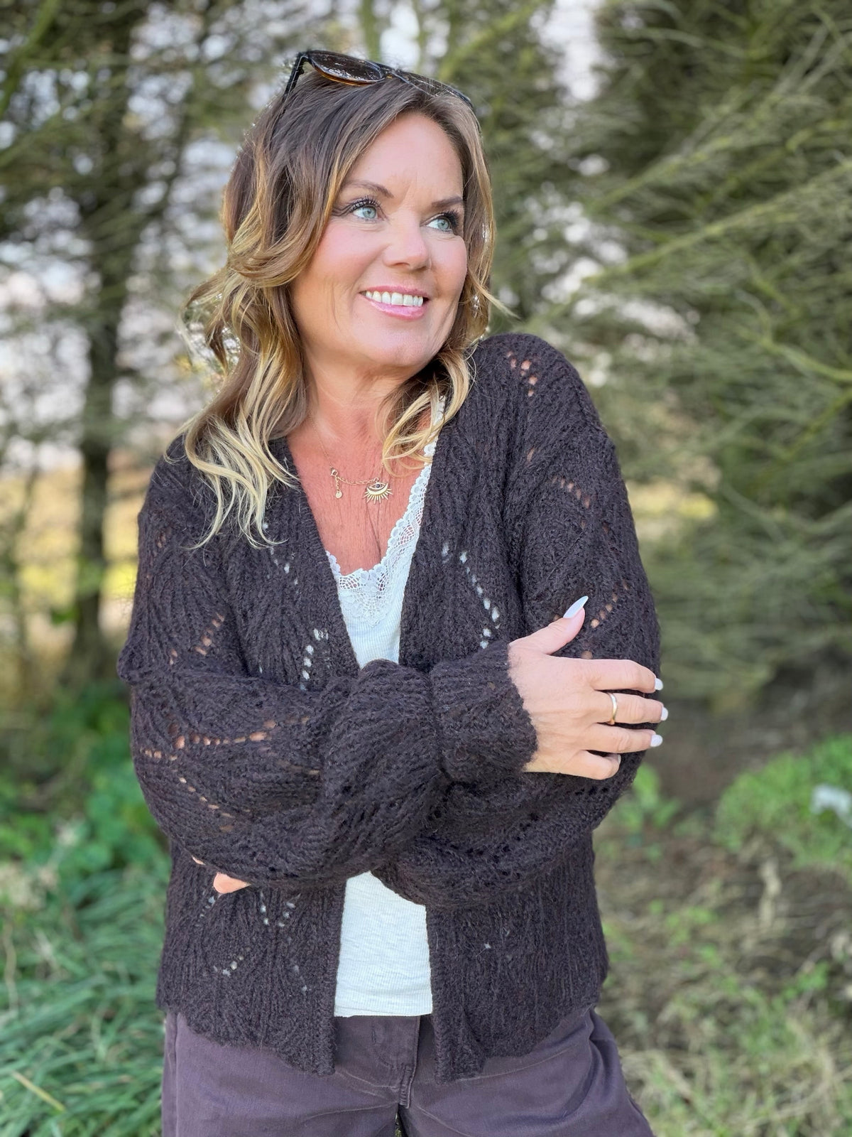 Niso cardigan med hullstrikk – Cream