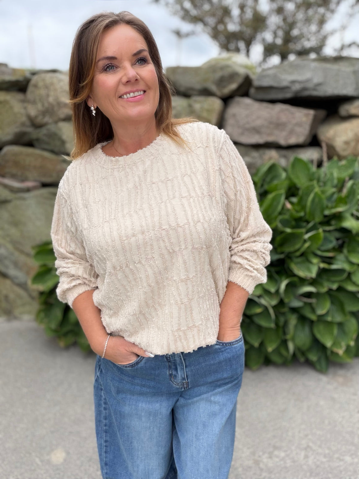 Marisol genser med struktur – Lys – Freequent