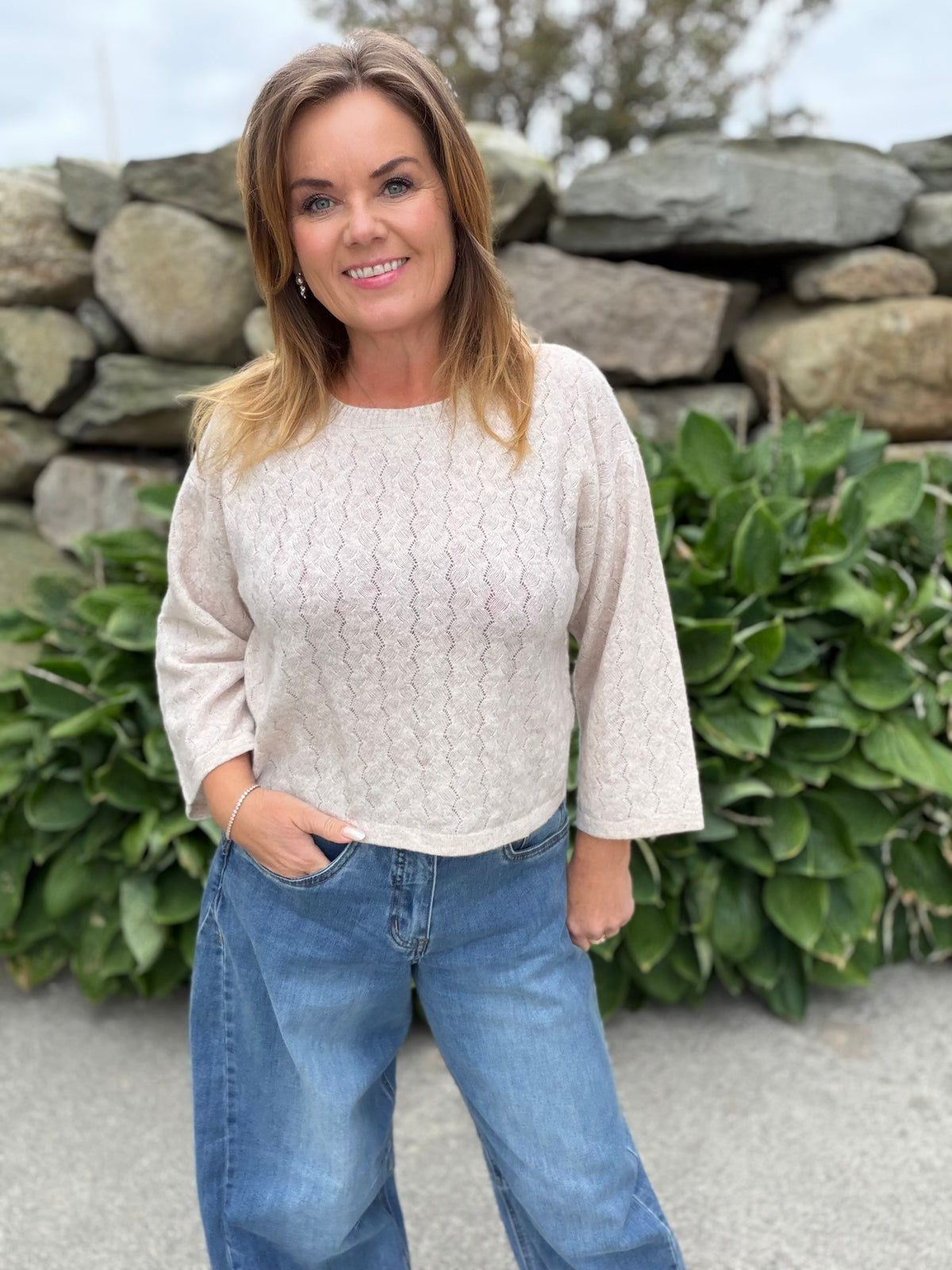 Mela ullgenser med struktur – Lys – Cream