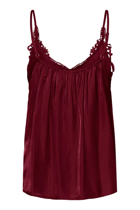 Anna topp fra Cream – Cabernet Red