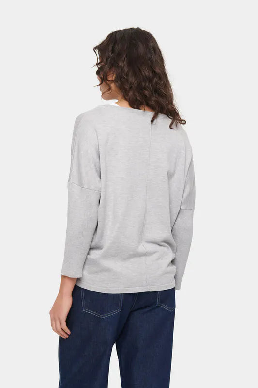 Mila genser med rund hals fra Saint Tropez – Pearl Grey