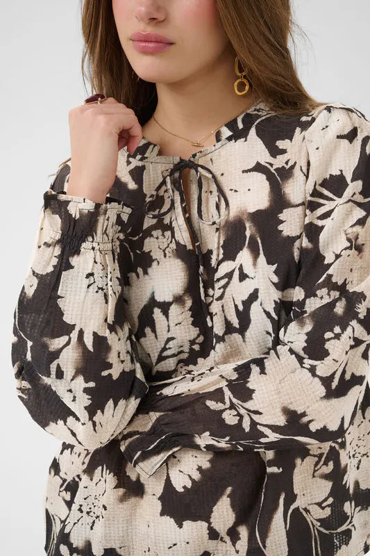 Hailey bluse fra Cream – brun og krem