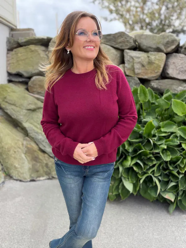 Mela ullgenser – Cabernet Red – Cream