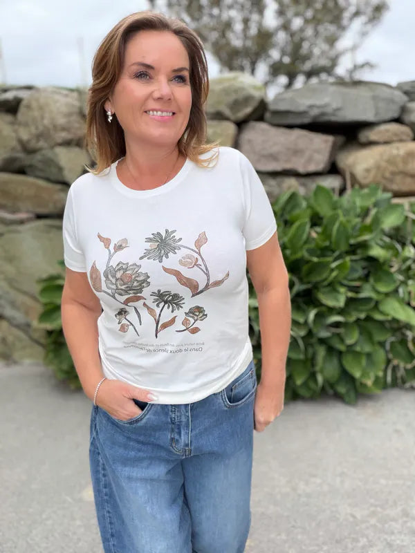 Rina 30 T-skjorte fra Soyaconcept – offwhite